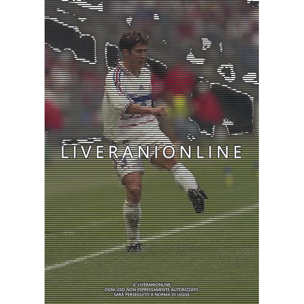ITALIA FRANCIA CAMPIONATO DEL MONDO FRANCIA 98- 03/07/1998 STADIO SAINT DENIS NELLA FOTO Bixente LIZARAZU AG ALDO LIVERANI S A S