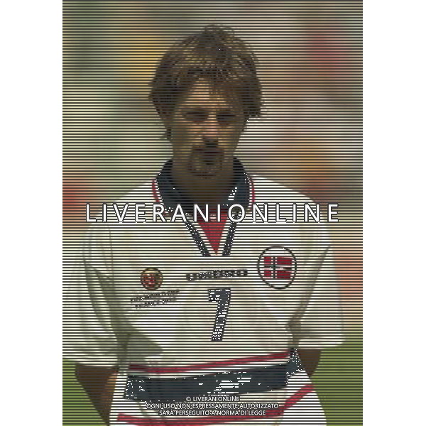 ITALIA NORVEGIA CAMPIONATO DEL MONDO FRANCIA 98 NELLA FOTO ERIK MIKLAND AG ALDO LIVERANI S A S