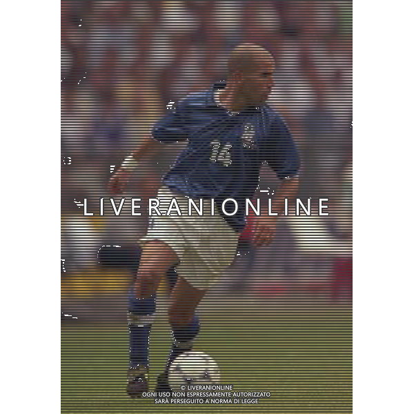 ITALIA AUSTRIA CAMPIONATO DEL MONDO FRANCIA 98 NELLA FOTO LUIGI DI BIAGIO AG ALDO LIVERANI S A S