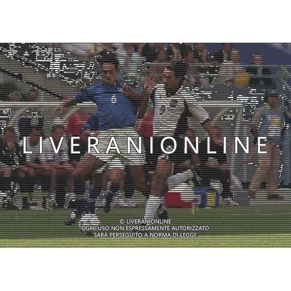 ITALIA AUSTRIA CAMPIONATO DEL MONDO FRANCIA 98 NELLA FOTO Ivica Vastic-ALESSANDRO NESTA AG ALDO LIVERANI S A S