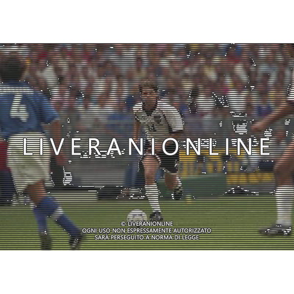 ITALIA AUSTRIA CAMPIONATO DEL MONDO FRANCIA 98 NELLA FOTO Hannes Reinmayr AG ALDO LIVERANI S A S
