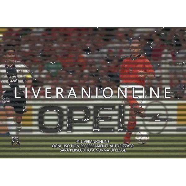 Netherlands - Yugoslavia2:1 (1:0) 29 June 1998 21:00 Toulouse / Stade Municipal CAMPIONATO DEL MONDO FRANCIA 98 NELLA FOTO Jaap STAM AG ALDO LIVERANI S A S