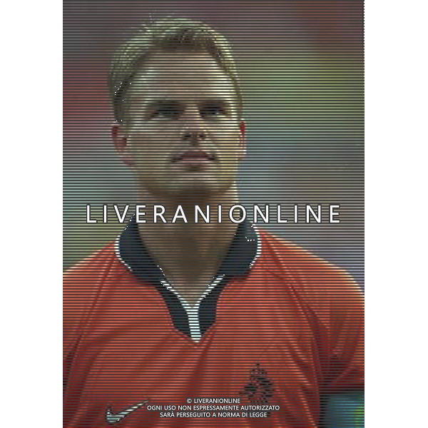 Netherlands - Yugoslavia2:1 (1:0) 29 June 1998 21:00 Toulouse / Stade Municipal CAMPIONATO DEL MONDO FRANCIA 98 NELLA FOTO Frank DE BOER AG ALDO LIVERANI S A S
