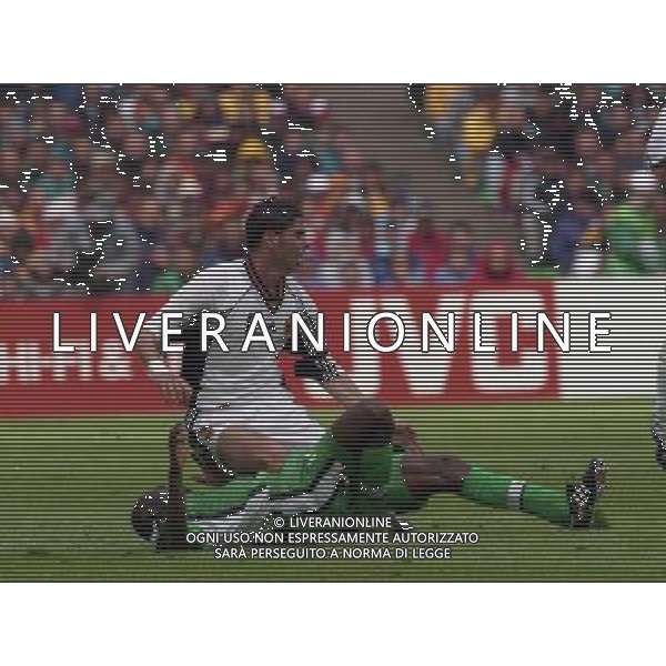 13/06/1998 CAMPIONATO DEL MONDO FRANCIA 98 SPAGNA -NIGERIA NELLA FOTO Fernando HIERRO AG ALDO LIVERANI S A S