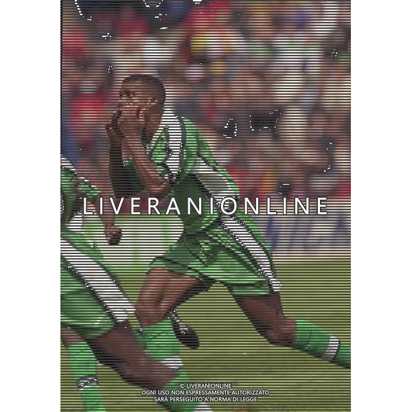 13/06/1998 CAMPIONATO DEL MONDO FRANCIA 98 SPAGNA -NIGERIA NELLA FOTO Sunday OLISEH AG ALDO LIVERANI S A S