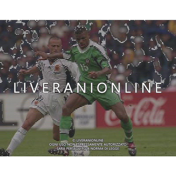 SPAGNA-NIGERIA -13 June 1998 14:30 Nantes / La Beaujoire CAMPIONATO DEL MONDO FRANCIA 98 NELLA FOTO Sunday OLISEH AG ALDO LIVERANI S A S