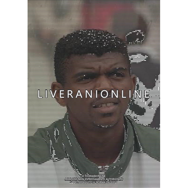 SPAGNA-NIGERIA -13 June 1998 14:30 Nantes / La Beaujoire CAMPIONATO DEL MONDO FRANCIA 98 NELLA FOTO Nwankwo KANU AG ALDO LIVERANI S A S