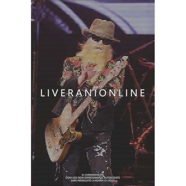 ZZ Top plays Hammersmith Apollo on 24/06/2013 at Hammersmith Apollo, London. The band consists of guitarist and lead vocalist Billy Gibbons, bassist and co-lead vocalist Dusty Hill, and drummer Frank Beard.. Picture by Julie Edwards AG ALDO LIVERANI SAS ONLY ITALY