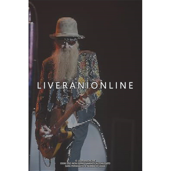 ZZ Top performing at Manchester Apollo on 25th June 2013. Billy Gibbons lead guitar/vocals. ©photohsot/AGENZIA ALDO LIVERANI SAS - ITALY ONLY - EDITORIAL USE ONLY