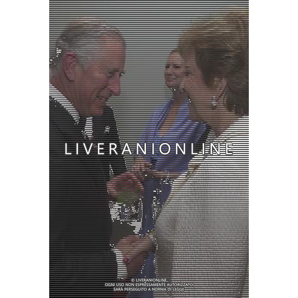 The Prince of Wales speaks to guests during a tribute dinner in honour of Lord Sacks, Chief Rabbi of the United Hebrew Congregations of the Commonwealth at Grosvenor House, central London. ©photoshot/AGENZIA ALDO LIVERANI SAS - ITALY ONLY - REALI INGLESI: Il Principe Carlo d\'Inghilterra