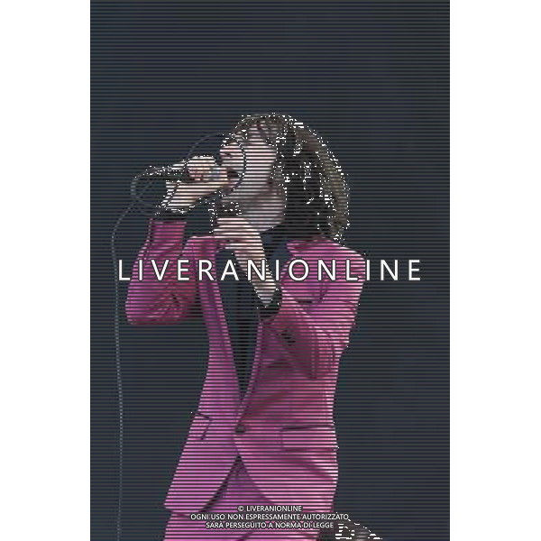 Primal Scream plays Glastonbury Festival on 29/06/2013 at Worthy Farm, Glastonbury. Persons pictured: Bobby Gillespie. ©PHOTOSHOT/AGENZIA ALDO LIVERANI SAS - ITALY ONLY - EDITORIAL USE ONLY