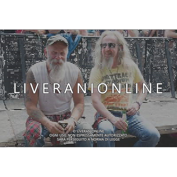 Seasick Steve hanging out in the pit to watch Rokia Traore at Glastonbury Festival, Worthy Farm, Pilton, Glastonbury, Somerset, UK on 29th June 2013. ©PHOTOSHOT/AGENZIA ALDO LIVERANI SAS - ITALY ONLY - EDITORIAL USE ONLY