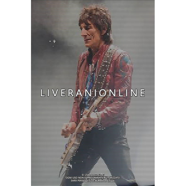 The Rolling Stones headline the Pyramid Stage at Glastonbury Festival, Worthy Farm, Pilton, Glastonbury, Somerset, UK on 29th June 2013. Pictured: Ronnie Wood ©photoshot/AGENZIA ALDO LIVERANI SAS - ITALY ONLY - EDITORIAL USE ONLY