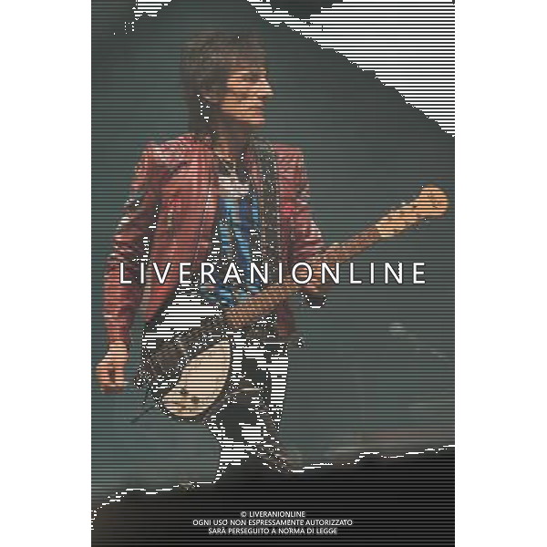 The Rolling Stones headline the Pyramid Stage at Glastonbury Festival, Worthy Farm, Pilton, Glastonbury, Somerset, UK on 29th June 2013. Pictured: Ronnie Wood ©photoshot/AGENZIA ALDO LIVERANI SAS - ITALY ONLY - EDITORIAL USE ONLY