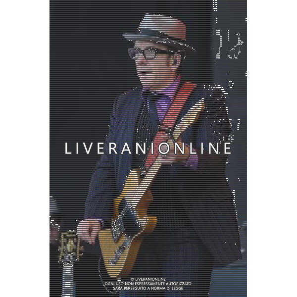 Elvis Costello plays Glastonbury Festival on 29/06/2013 at Worthy Farm, Glastonbury. Persons pictured: Elvis Costello. ©photoshot/AGENZIA ALDO LIVERANI SAS - ITALY ONLY - EDITORIAL USE ONLY