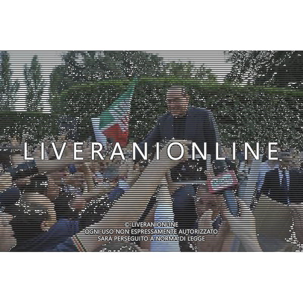 ARCORE (MB) 1/7/2013 MANIFESTAZIONE DI SOLIDARIETA\' A SILVIO BERLUSCONI DA PARTE DEI SOSTENITORI DEL POPOLO DELLA LIBERTA\' NELLA FOTO SILVIO BERLUSCONI FOTO ROMANO/AG ALDO LIVERANI S.A.S.