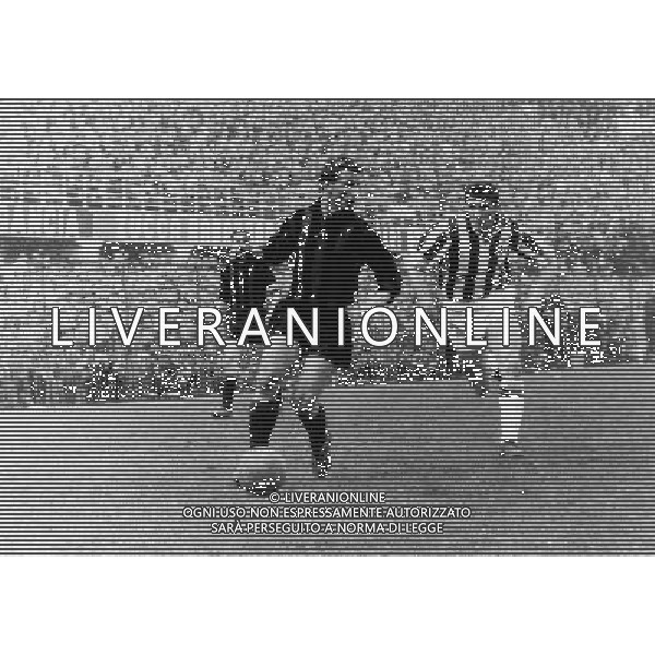 ARCHIVIO GIOVANNI LIVERANI NELLA FOTO GOVANNI TRAPATTONI CON LA MAGLIA DEL MILAN AG ALDO LIVERANI SAS
