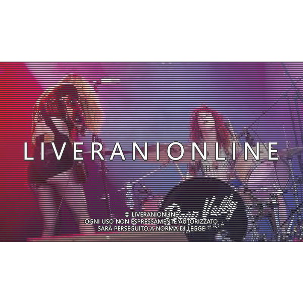 Deap Vally, guitarist Lindsey Troy and drummer Julie Edwards, perform on the John Peel stage on the Sunday of Glastonbury Festival. 30 June 2013 ©Photoshot/AGENZIA ALDO LIVERANI SAS-ITALY ONLY - EDITORIAL USE ONLY
