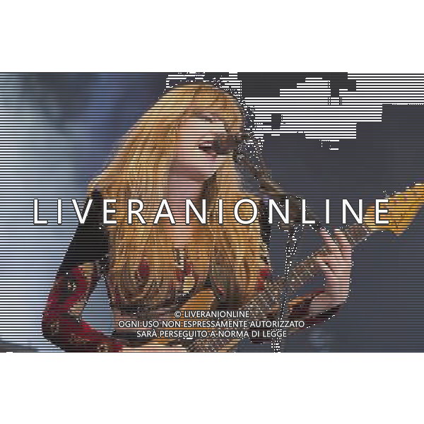 Deap Vally, guitarist Lindsey Troy and drummer Julie Edwards, perform on the John Peel stage on the Sunday of Glastonbury Festival. 30 June 2013 ©Photoshot/AGENZIA ALDO LIVERANI SAS-ITALY ONLY - EDITORIAL USE ONLY
