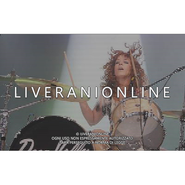 Deap Vally, guitarist Lindsey Troy and drummer Julie Edwards, perform on the John Peel stage on the Sunday of Glastonbury Festival. 30 June 2013 ©Photoshot/AGENZIA ALDO LIVERANI SAS-ITALY ONLY - EDITORIAL USE ONLY