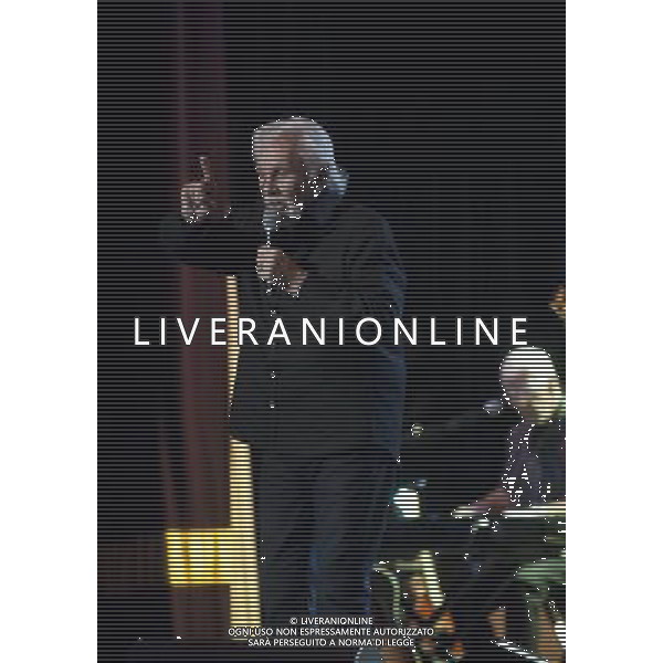 Kenny Rogers performing at Manchester O2 Apollo Theatre, England on 2nd July 2013. AG ALDO LIVERANI SAS ONLY ITALY SAS