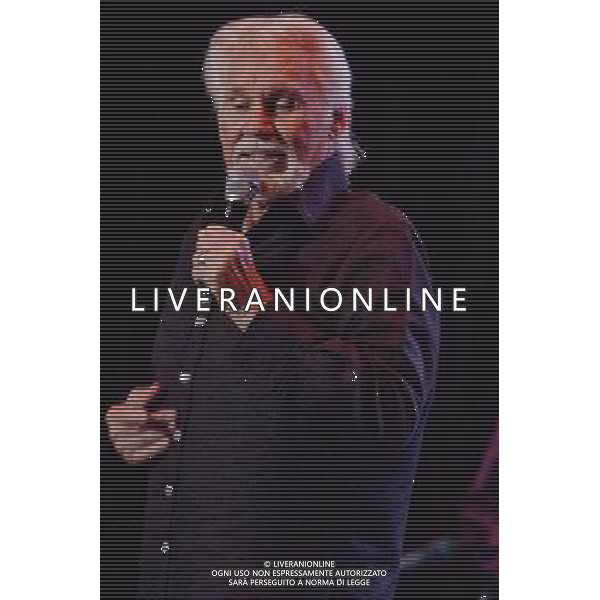 Kenny Rogers performs live in concert at Manchester Apollo, Manchseter, England, 2nd July 2013. AG ALDO LIVERANI SAS ONLY ITALY SAS