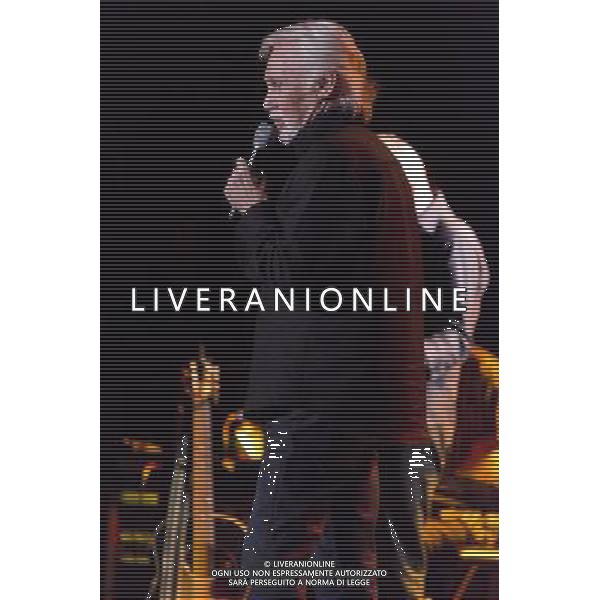 Kenny Rogers performs live in concert at Manchester Apollo, Manchseter, England, 2nd July 2013. AG ALDO LIVERANI SAS ONLY ITALY SAS