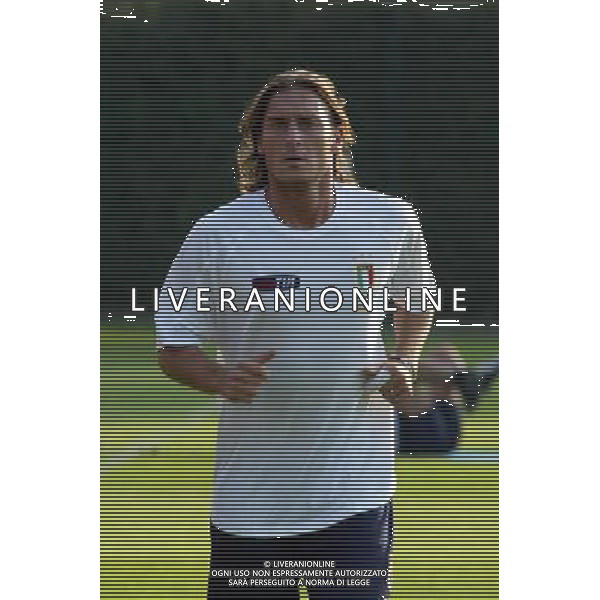 Coverciano (Fi) 04/10/2004 Raduno e allenamento della Nazionale italiana di Calcio nella foto francesco totti Ph Gianni Nucci/Aldo Liverani