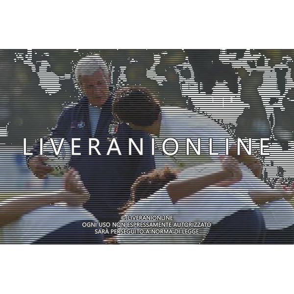 Coverciano (Fi) 04/10/2004 Raduno e allenamento della Nazionale italiana di Calcio nella foto marcello lippi e luca toni Ph Gianni Nucci/Aldo Liverani