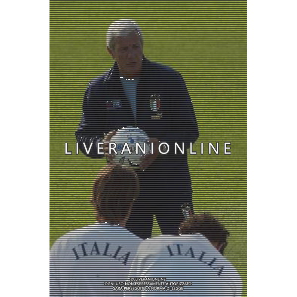 Coverciano (Fi) 04/10/2004 Raduno e allenamento della Nazionale italiana di Calcio nella foto marcello lippi Ph Gianni Nucci/Aldo Liverani