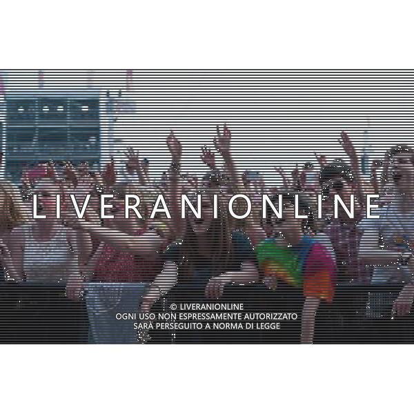 Mumford and Sons headline a one day festival, Gentlemen of the Road, at the Queen Elizabeth Park in Stratford. The show was part of their Summer Stampede 2013 tour. Picture shows the audience singing along to the song \'Little Lion Man\'. AG ALDO LIVERANI SAS ONLY ITALY