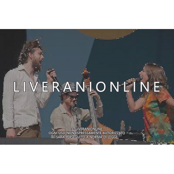 Edward Sharpe and the Magnetic Zeros play Mumford and Sons\'s Gentlemen of the Road festival, at the Queen Elizabeth Park in Stratford. Picture shows Alex Ebert and Jade Castrinos. ©photoshot/AGENZIA ALDO LIVERANI SAS - ITALY ONLY - EDITORIAL USE ONLY