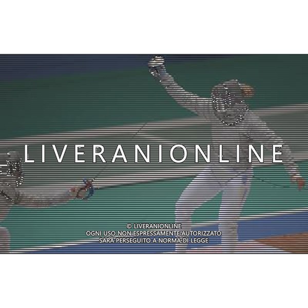 (130710) -- KAZAN, July 10, 2013 () -- Olga Kharlan (R) of Ukraine competes during the women\'s Sabre Individual final at the 27th Summer Universiade in Kazan, Russia, July 9, 2013. Kharlan claimed the title by defeating South Korea\'s Kim Jiyeon with 15-9. (/Kong Hui) ©PHOTOSHOT/AGENZIA ALDO LIVERANI SAS - ITALY ONLY - EDITORIAL USE ONLY