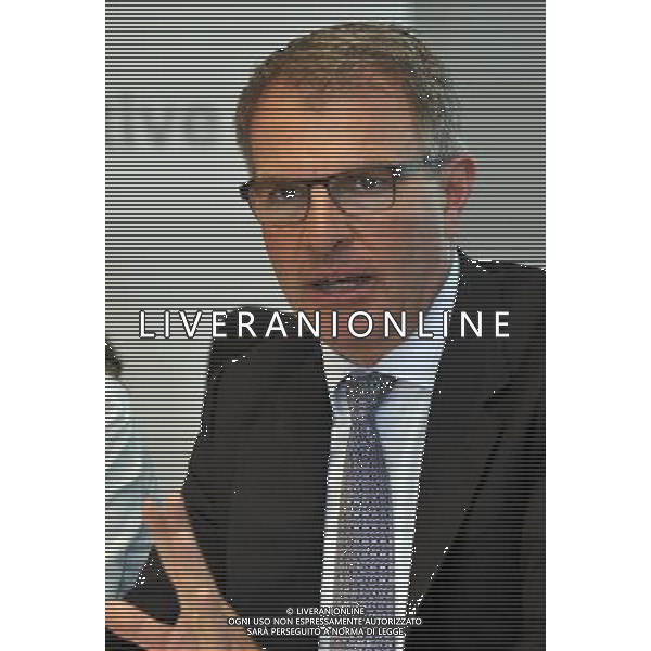 MILANO 11/7/2013 INCONTRO STAMPA LUFTHANSA, PRESSO MERCEDES-BENZ CENTER, V IA GALLARATE 450 NELLA FOTO CARTSEN SPHOR AMMINISTRATORE DELEGATO LUFTHANSA GERMAN AIRLINES FOTO ROMANO/AG ALDO LIERANI S.A.S. 