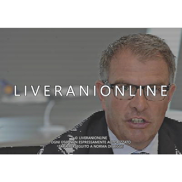 MILANO 11/7/2013 INCONTRO STAMPA LUFTHANSA, PRESSO MERCEDES-BENZ CENTER, V IA GALLARATE 450 NELLA FOTO CARTSEN SPHOR AMMINISTRATORE DELEGATO LUFTHANSA GERMAN AIRLINES FOTO ROMANO/AG ALDO LIERANI S.A.S. 