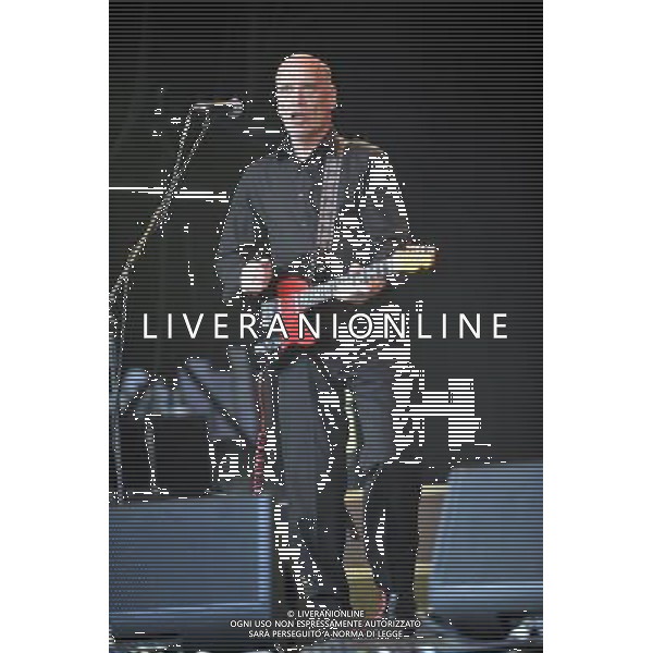 wilko johnson at the Cornbury Music Festival Oxfordshire 5th ,july 2013 pictures Brian Jordan/Retna pictures ©PHOTOSHOT/AGENZIA ALDO LIVERANI SAS - ITALY ONLY - EDITORIAL USE ONLY