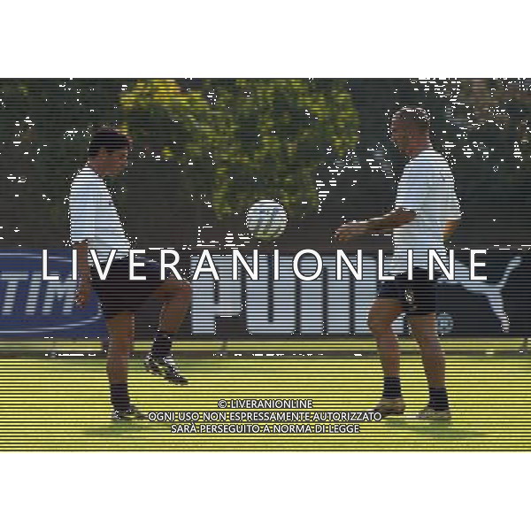 Coverciano 04/10/2004 Raduno della Nazionale Nella foto: Esposito Mauro e Di Vaio Marco.* Ph Gianni Nucci/Aldo Liverani