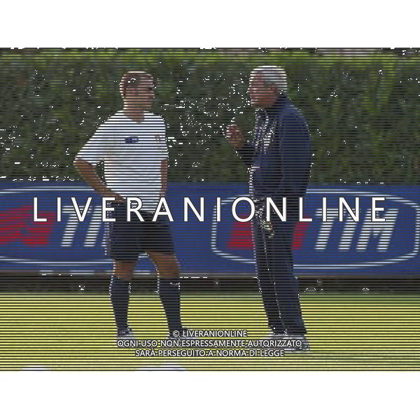 Coverciano 04/10/2004 Raduno della Nazionale Nella foto:Cannavaro Fabio e Lippi Marcello.* Ph Gianni Nucci/Aldo Liverani