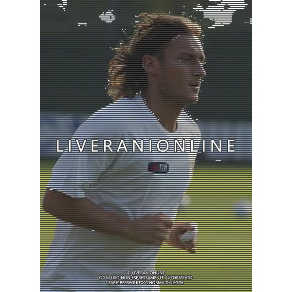 Coverciano 04/10/2004 Raduno della Nazionale Nella foto: Totti Francesco.* Ph Gianni Nucci/Aldo Liverani