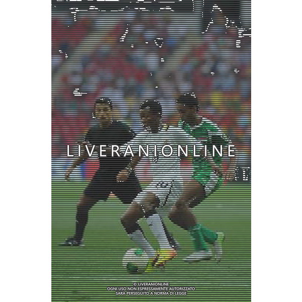 (130714) -- ISTANBUL, July 14, 2013 () -- Clifford Aboagye (C) of Ghana controls the ball during the the third-place football match between Ghana and Iraq at the FIFA U-20 World Cup in Istanbul, Turkey, July 13, 2013. Ghana won 3-0. (/Lu Zhe) (jyc) ©photohsot/AGENZIA ALDO LIVERANI SAS - ITALY ONLY - Ghana Vs Iraq durante la partita per terzo posto ai campioanti mondiali di calcio U-20 a Istanbul, in Turchia, 13 Luglio 2013. il Ghana ha vinto 3-0.