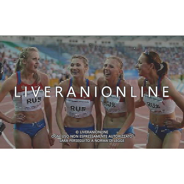 (130713) -- KAZAN, July 13, 2013 () -- Athletes of Russia celebrate after the women\'s 4x400 relay final at the 27th Summer Universiade in Kazan, Russia, July 12, 2013. Team Russia won the gold with 3 minutes and 26.61 seconds. (/Li Ying) (jyc) AG ALDO LIVERANI SAS ONLY ITALY