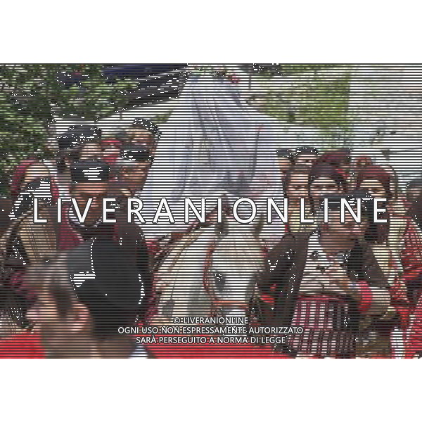 (130714) -- SKOPJE, July 14, 2013 () -- The 26-year-old bride Aleksandra Krstevska is carried on a horse lead by the groom\'s parents in a procession, as part of the traditional wedding ceremony, in the village of Galicnik, Macedonia, on July 14, 2013. The western Macedonian village of Galicnik staged its traditional wedding ceremony, an annual event that has been running for more than 50 years. (/Darko Duridanski) ©photoshot/AGENZIA ALDO LIVERANI SAS - ITALY ONLY - Cerimonia tradizionale di nozze e matrimoni macedone con processione nel villaggio di Galicnik, in Macedonia, il 14 luglio 2013.