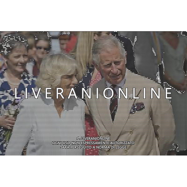 The Prince of Wales and Duchess of Cornwall in Bude, Cornwall, during their annual summer visit to Cornwall and Devon. ©photoshot/AGENZIA ALDO LIVERANI SAS - ITALY ONLY - REALI INGLESI: Il principe Carlo d\'inghilterra con la moglie Camilla duchessa di Cornovaglia durante la Festa dell\'Incoronazione nel giardino di Buckingham Palace, Londra 11 luglio 2013