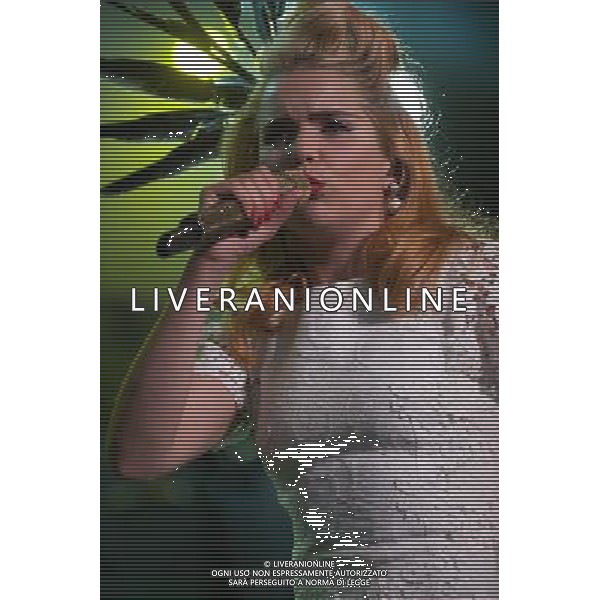 Paloma Faith performs on the floating stage at The Henley Festival Sunday 14th July 2013. ©PHOTOSHOT/AGENZIA ALDO LIVERANI SAS - ITALY ONLY - EDITORIAL USE ONLY