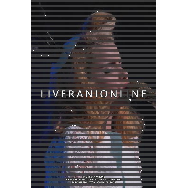 Paloma Faith performs on the floating stage at The Henley Festival Sunday 14th July 2013. ©PHOTOSHOT/AGENZIA ALDO LIVERANI SAS - ITALY ONLY - EDITORIAL USE ONLY