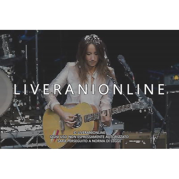 KT Tunstall performs live in concert in the grounds of Gawsworth Hall, Macclesfield, Cheshire, England, 19th July 2013. ©PHOTOSHOT/AGENZIA ALDO LIVERANI SAS - ITALY ONLY - EDITORIAL USE ONLY