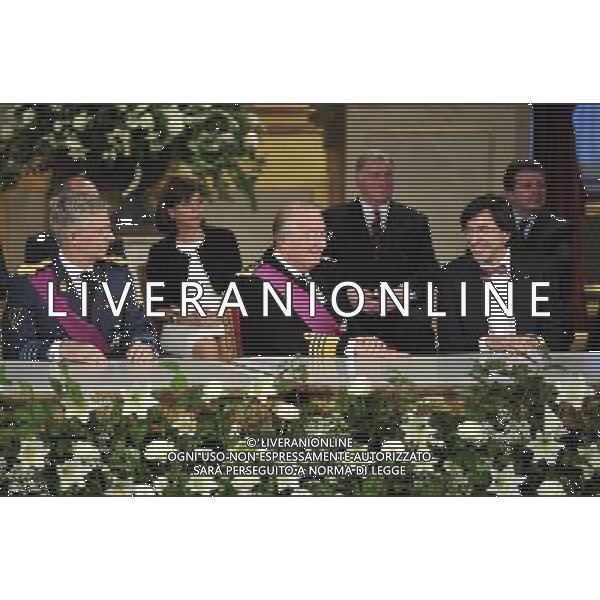 (130721) -- BRUSSELS, July 21, 2013 () -- Belgium\'s King Albert II (C, front), Prince Philippe (L, front) and Prime Minister Elio Di Rupo (R, front) attend the abdication ceremony at the Royal Palace in Brussels, capital of Belgium, on July 21, 2013, the country\'s national day. Belgium\'s 79-year-old King Albert II abdicated on Sunday and left the throne to his eldest son Philippe. (/Ye Pingfan)(xzj) ©photoshot/AGENZIA ALDO LIVERANI SAS - ITALY ONLY - Cerimonia di abdicazione al Palazzo Reale di Bruxelles, il Re del Belgio Alberto II di 79 anni, ha lasciato il trono al suo primogenito il Principe Filippo, il 21 luglio 2013