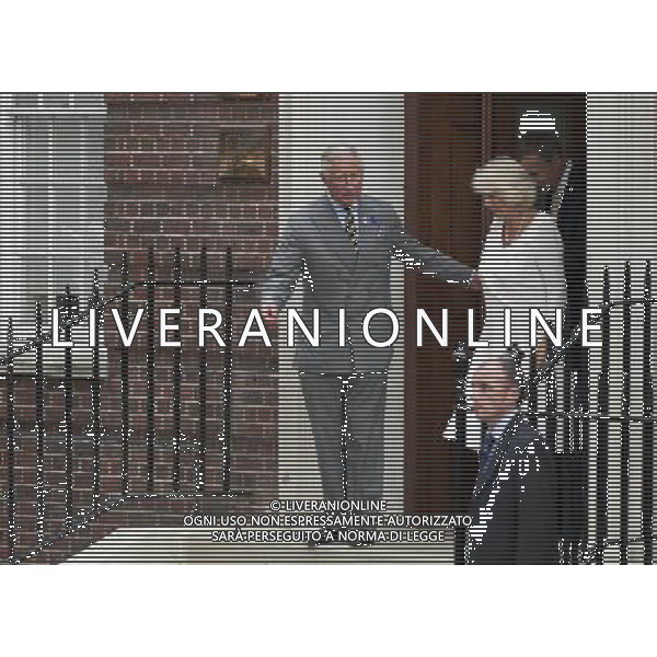 Prince Charles and Camilla leave St.Mary\'s after visiting their new grandson ©photohsot/AGENZIA ALDO LIVERANI SAS - ITALY ONLY - REALI INGLESI: Il Principe Carlo e Camilla Duchessa di Cornovaglia all\'ospedale St Mary, in visita al bambino appena nato di William e kate 23 Luglio 2013 a Londra, Inghilterra.
