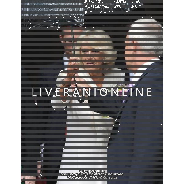 THE DUCHESS OF CORNWALL UNDER UMBRELLA VISITS BRIDLINGTON PRIORY TO CELEBRATE ITS 900TH ANNIVERSARY ©photohsot/AGENZIA ALDO LIVERANI SAS - ITALY ONLY - REALI INGLESI: Il Principe Carlo e Camilla Duchessa di Cornovaglia in visita nello Yorkshire