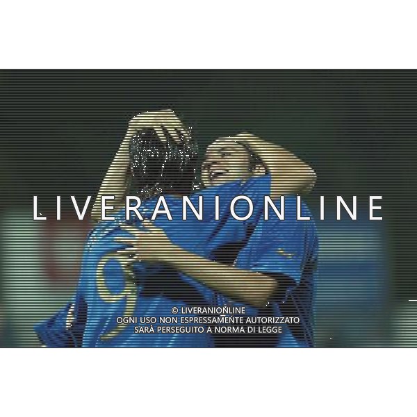 Slovenia-Italia nazionale Under 21 08/10/2004 Qualificazioni Europei nella foto abbracci esultanza di bianchi foto paola garbuio/agenzia aldo liverani